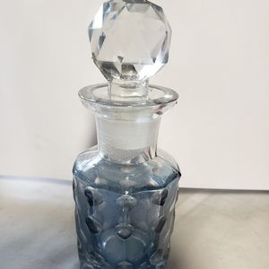 C8,432 Crystal Perfume Bottle Vintage